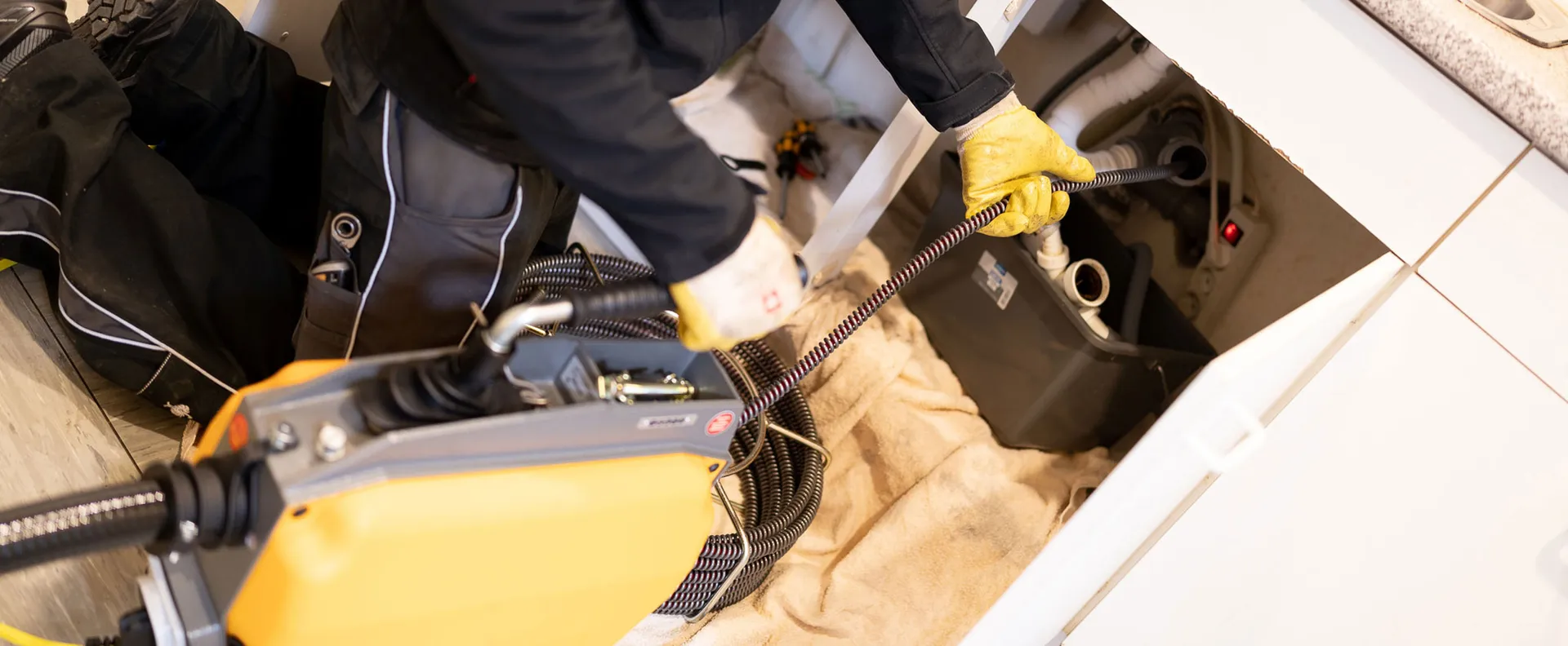 Rohrreinigung Header